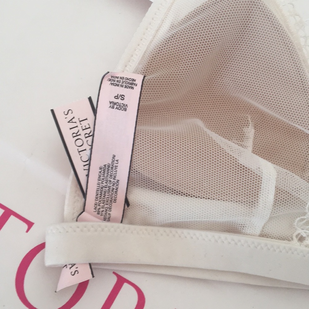 SOLD❌Body By Victoria Secret Front Close Bralette - Picture 6 of 6